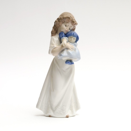 vintage nao figurine
